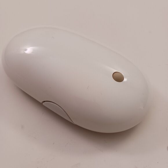 Apple Magic Mouse White Bluetooth Wireless A1197 - Picture 2 of 8